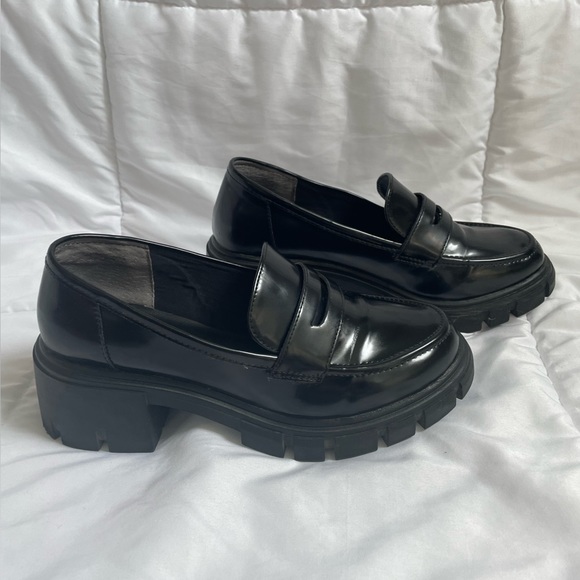 Black Loafers with 2” Heel - Picture 4 of 5